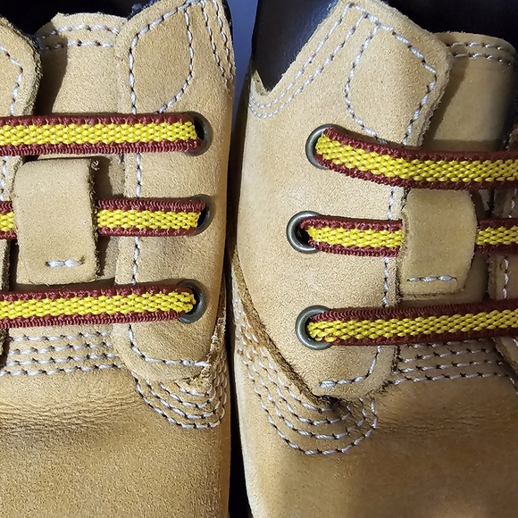 Timberland infant sz 2 m/m crib bootie wheat NB wheat - Picture 3 of 11